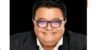 ورشتان بشرم الشيخ للمسرح لمدرب نجوم هوليود سكوت تورست والمخرج خالد جلال