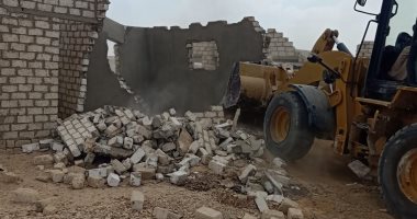  إزالة 52 حالة "ضمن  الموجة الـــ 20 لإزالة التعديات ببنى سويف