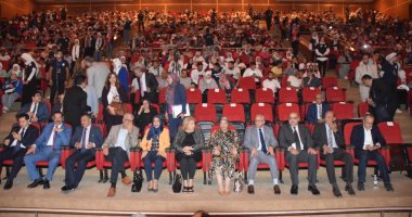 رئيس جامعة حلوان يفتتح احتفالية المولد النبوى ويؤكد الدعم الكامل للأنشطة الطلابية 