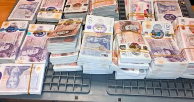 جمارك مطار الغردقة الدولى تضبط محاولة تهريب كمية من النقد الأجنبى