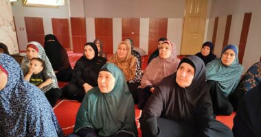 جلسات الدوار بقرى حياة كريمة بكفر الشيخ لتوعية السيدات بالقضية السكانية