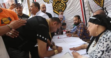 أبو الليف يشارك فى انتخابات نقابة الموسيقيين