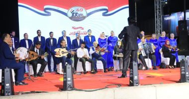 محافظ سوهاج يشهد احتفالية "نصر أكتوبر" بالمسرح الرومانى.. صور