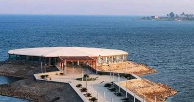 خطوات هامة لدعم الاستثمار بالفيوم.. المحافظ يتابع سير العمل بالمشروعات ومجالات الاستثمار بالفيوم الجديدة.. تيسيرات لسرعة إنشاء مصنع يابانى للضفائر الكهربائية للسيارات.. وطرح 3 منشآت سياحية على بحيرة قارون.. صور
