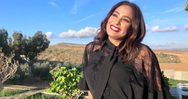 حكاية هند صبرى مع الكوميديا من "عاوزة اتجوز" إلى "فضل ونعمة"