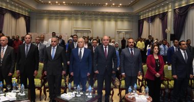 محافظ قنا يشارك فى مؤتمر إعلان المشروعات الفائزة بمبادرة المشروعات الخضراء الذكية