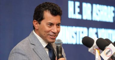 وزير الرياضة يتواصل هاتفيا مع نهلة رمضان للاطمئنان على حالتها الصحية