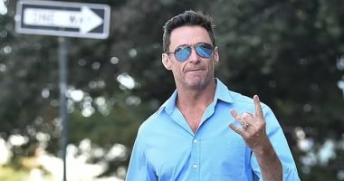 هيو جاكمان فى أحدث ظهور له فى نيويورك بعد إتمام عامه الـ54