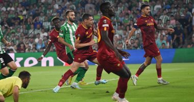 ريال بيتيس يتأهل لدور الـ 16 من الدوري الأوروبي بتعادله مع روما.. فيديو