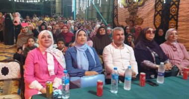 حياة كريمة.. القومى للمرأة ببنى سويف ينظم أمسية الأسرة المصرية بقرية الملاحية
