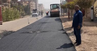 محافظ المنوفية يتابع جهود الوحدات المحلية  فى تنفيذ رصف الطرق بالمراكز