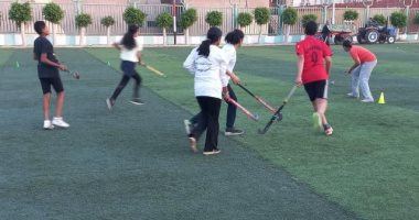 استمرار فعاليات تدريب طلاب المدارس على الهوكي بملاعب مركز شباب ناصر في الزقازيق