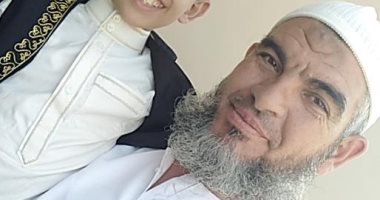 عشق حتى اللحظات الأخيرة.. آباء وأمهات توفوا بعد ساعات من رحيل أبنائهم.. أهالى الصنافين بالشرقية يشيعون جنازة أب مات بعد وفاة ابنته.. إمام مسجد يفارق الحياة إثر موت ابنيه وأم تودع الحياة حزنا على فراق ابنها..صور