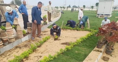 نقابة الخدمات الإدارية تشارك بمبادرة اتحضر للأخضر وزراعة 100 مليون شجرة