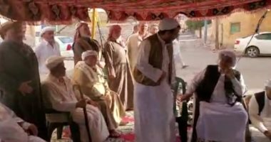 محافظ مطروح يشيد بالمصالحة بين قبيلتين 