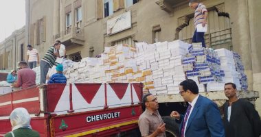 وكيل تعليم الغربية يتفقد مخزن المديرية للكتب ويطمئن على وصول مخصصات المحافظة