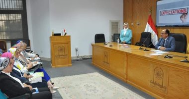 رئيس جامعة حلوان يفتتح البرنامج التدريبى لمسئولى إدارات العلاقات العامة