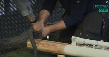 تأجيل مباراة برمنجهام وهال سيتي بسبب حجم المرمى.. فيديو 