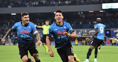 نابولي يزيد أوجاع بولونيا ويحتفظ بصدارة ترتيب الدوري الإيطالي