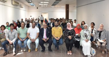 جامعة الأقصر تقدم ندوة للتوعية بمخاطر التغيرات المناخية على الصحة العامة.. صور