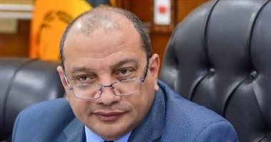 رئيس جامعة بني سويف يرأس اجتماع "البرمجيات" و"الوافدين"