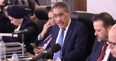 مجلس أمناء الحوار الوطنى يستعرض الأسماء المُرشحة للمشاركة بالجلسات.. ويقرر استمرار العمل للانتهاء من جداول الأعمال.. ويشكر الرئيس السيسى على الجهود الحثيثة بملف العفو الرئاسى