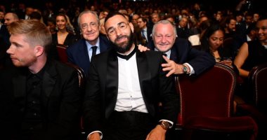 حفل الكرة الذهبية.. كريم بنزيما أفضل لاعب في العالم لعام 2022