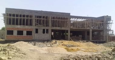 تنمية غير مسبوقة.. "حياة كريمة" تنفذ مشروعات خدمية بـ17 قرية تابعة لوادى الرديسية بأسوان.. 16 ألف نسمة يستفيدون من خدمات المبادرة.. الأهالى: لمست جميع مناحى الحياة وأنهت المعاناة ومشقة الحصول على الخدمة.. صور