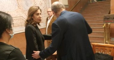 وزيرة الثقافة فى عزاء زوجة أحمد عبد المعطى حجازى.. صور