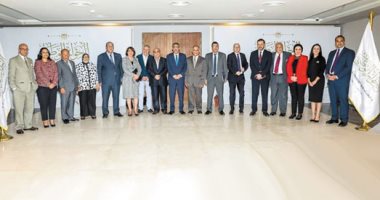 قوانين الانتخابات فى ميزان الأحزاب والقوى السياسية قبل مناقشتها فى "الحوار الوطنى"..  "الكرامة": الحركة المدنية متحدة خلف مطلب القائمة النسبية.. "المصريين الأحرار": الأهم إرساء قواعد لحياة حزبية حقيقية