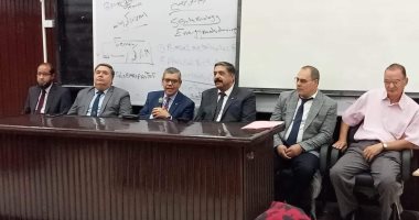 نائب رئيس جامعة القناة يفتتح اللقاء التعريفى لطلاب معهد الدراسات الأفروآسيوية