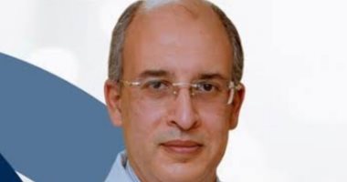 استشارى عظام يحذر لاعبى كرة القدم من الاستدارة المفاجئة لتجنب الإصابة