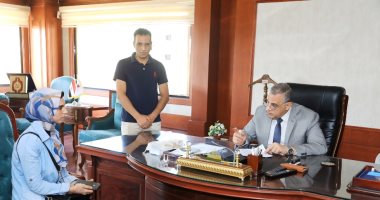 126 مواطنا يعرضون مطالبهم وشكاواهم خلال اللقاء الجماهيرى بمحافظ سوهاج
