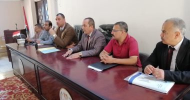 تعليم الغربية تحذر من دخول قوافل طبية وتنظيم مسارح عرائس بالمدارس دون تصريح