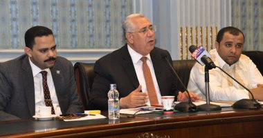 "زراعة النواب" توصى بتشكيل لجنة لمتابعة حل أزمة الدواجن وعدم ارتفاع أسعار الأعلاف