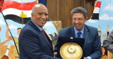 مسرحية عن ملحمة أكتوبر بجامعة دمياط بحضور بطلها الحقيقى.. اعرف التفاصيل