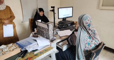 "القومى للمرأة بالشرقية" يعلن استخراج 325 بطاقة رقم قومى للسيدات مجانا.. صور