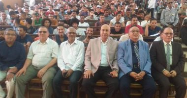 حفل استقبال للطلاب الجدد بمعهد الخدمة فى أسوان