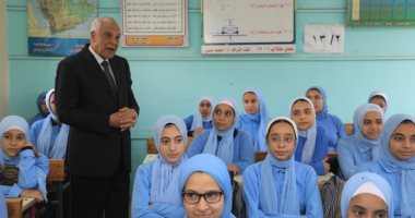 محافظ الجيزة يشدد على ضبط نسب الحضور والغياب وتواجد المشرفين بالأدوار.. صور