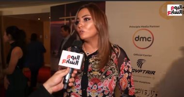 بشرى: مهرجان القاهرة السينمائى بيتى وأجدد دعمى له ولرئيسه الفنان حسين فهمى