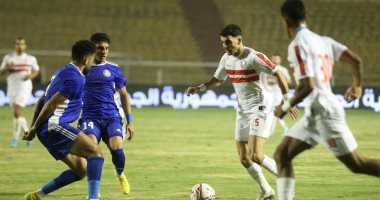 زكريا الوردى يهدر فرصة هدف للزمالك أمام سموحة.. فيديو