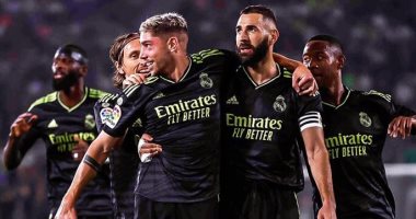 ريال مدريد يتخطى إلتشي بثلاثية ويعزز صدارة الدوري الإسباني.. فيديو