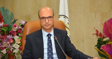 رئيس جامعة أسيوط يصدر 4 قرارات بتعيين وكيلين بكلية التمريض ورؤساء أقسام بحقوق وتجارة