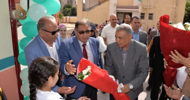 سكرتير عام مساعد الإسماعيلية يفتتح مدرسة المستقبل الابتدائية الجديدة