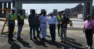 محافظ جنوب سيناء يتفقد بوابة الدخول الرئيسية و محور نقل الحركة المرورية بشرم الشيخ