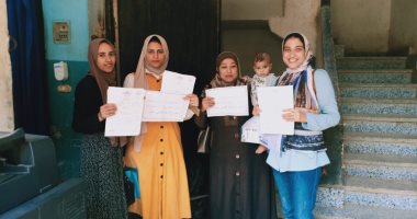 "القومى للمرأة" بالشرقية يعلن استخراج 195 بطاقة رقم قومى للسيدات مجانا