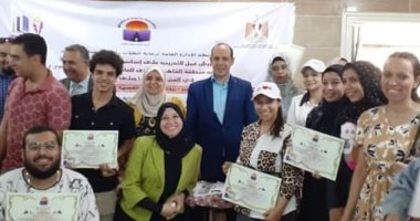 الزميل محمد ثروت يحاضر طلاب المعاهد العليا فى افتتاح النشاط الثقافى بالتعليم العالى