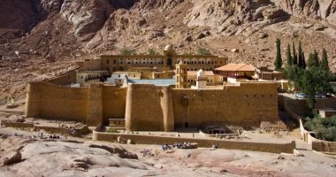 كنوز مصرية.. كاترين وموسى والصفصافة سحر أعلى جبال سيناء.. تعانق الشمس صيفا وتحتضن الجليد فى الشتاء.. رحلة التشويق والمغامرة تبدأ من "فرش الرمانة".. واستمتع بقصص الأهالى عن وادي سيلة