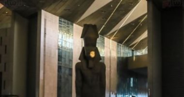الشمس تتعامد على وجه تمثال رمسيس الثانى بالمتحف المصرى الكبير