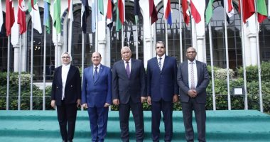 محافظ الوادى الجديد يشارك باجتماع إعلان "الخارجة عاصمة البيئة العربية"